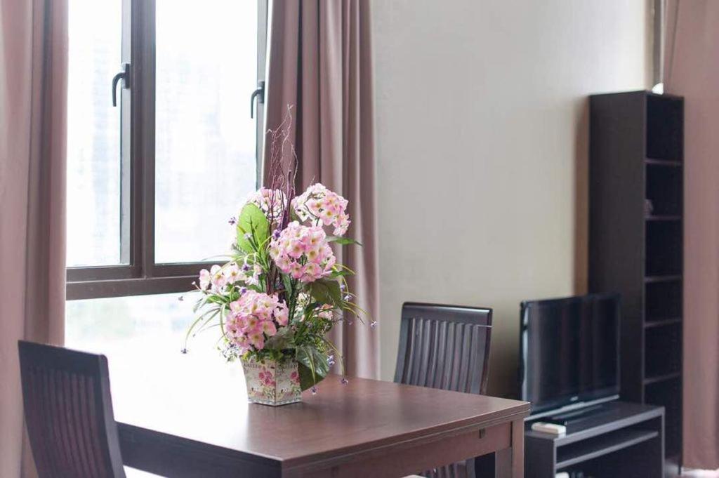 Empihaus 001 Empire Damansara Apartment เปอตาลิงจายา ภายนอก รูปภาพ